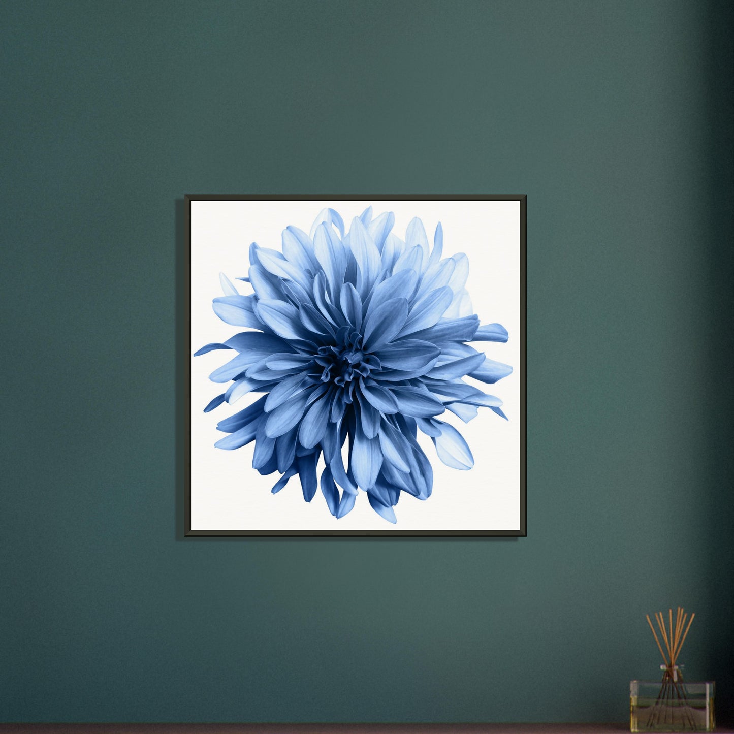 Blue Dahlia